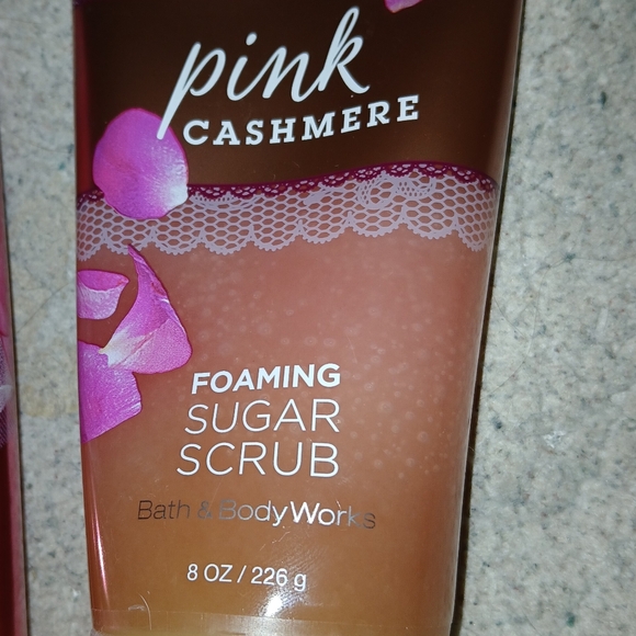 🌼 🛀 Pink Cashmere Body Scrub & Pink Chiffon Body Cream 🛀 - Picture 2 of 5